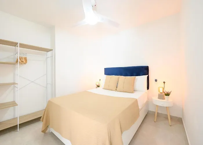 Burgos 2 Terrace, Pool, Parking By 10tosea