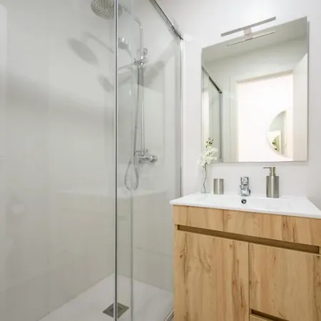 Burgos 2 Terrace, Pool, Parking By 10tosea *