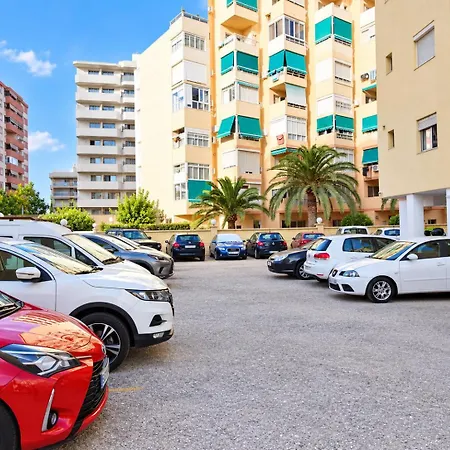 Burgos Ii Terrace Pool Parking By 10tosea Huoneisto