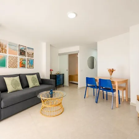 Burgos Ii Terrace Pool Parking By 10tosea Huoneisto Fuengirola