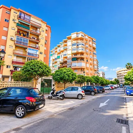 Burgos Ii Terrace Pool Parking By 10tosea Huoneisto