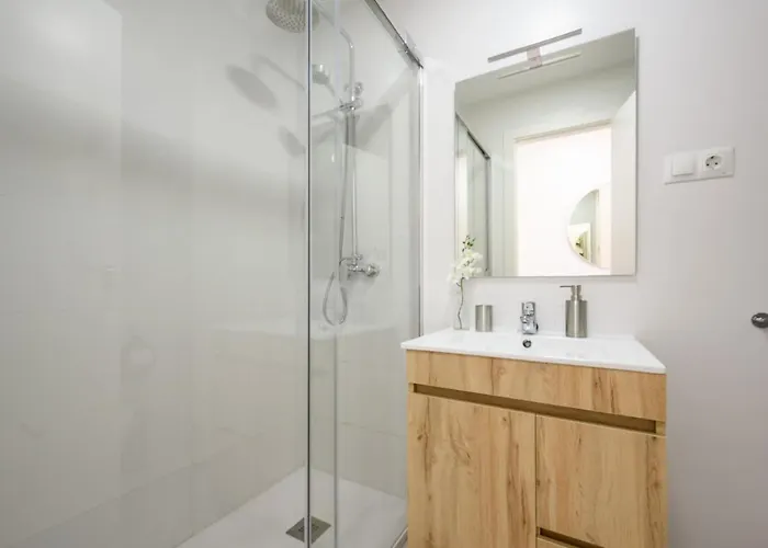 Burgos 2 Terrace, Pool, Parking By 10tosea *